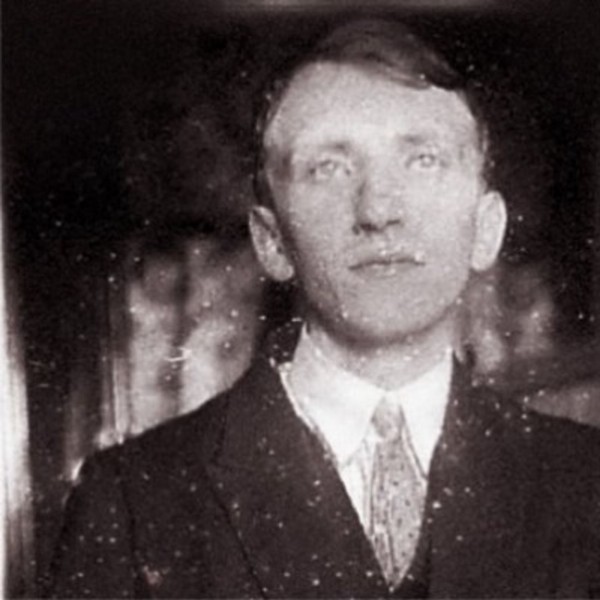 Photo portrait of Maurice Blanchot