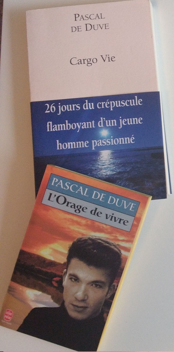 Front cover of Pascal de Duve’s books Cargo vie and L’Orage de vivre